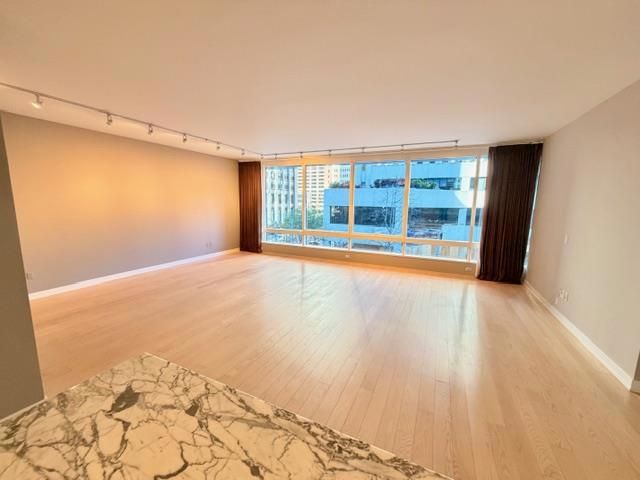 301 Mission Street 303, San Francisco, CA 94105