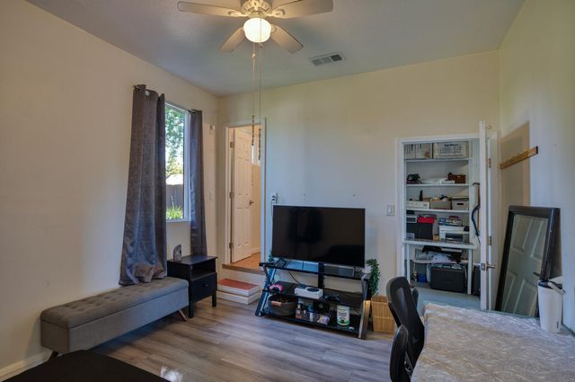 6049 Tyler Ave, Marysville, CA 95901