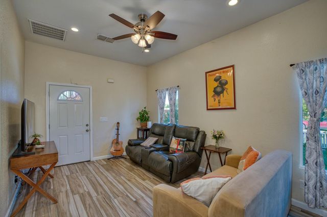 6049 Tyler Ave, Marysville, CA 95901