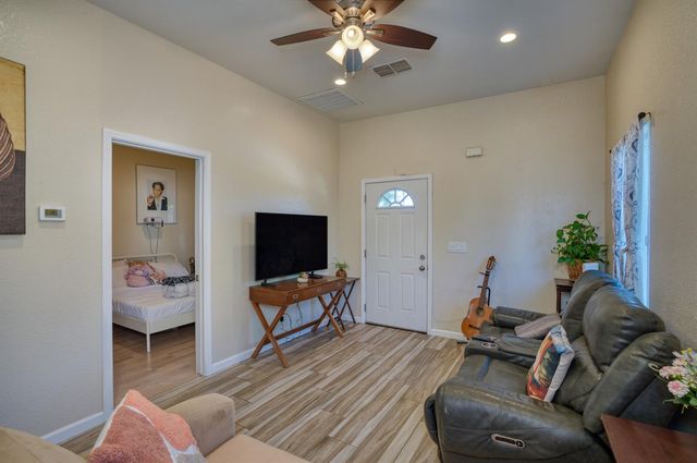 6049 Tyler Ave, Marysville, CA 95901