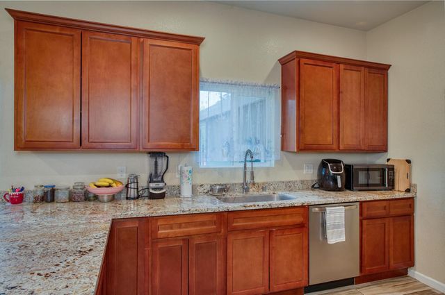 6049 Tyler Ave, Marysville, CA 95901