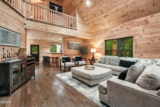 1325 Harmony Way, Sevierville, TN 37876