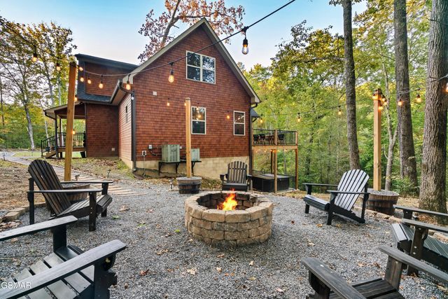 1325 Harmony Way, Sevierville, TN 37876