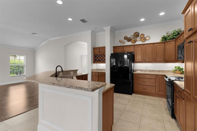 2028 GLENARDEN PATH, The Villages, FL 32163