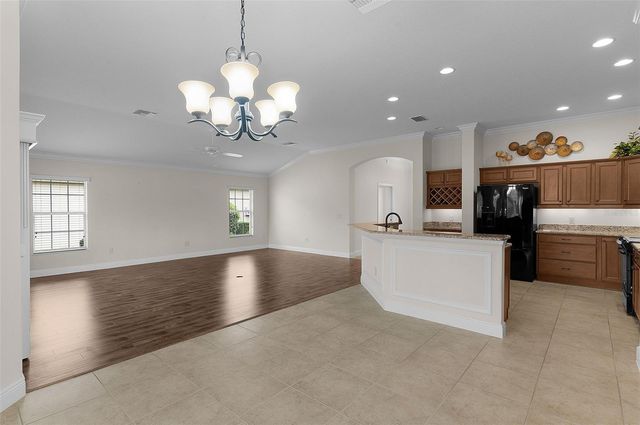 2028 GLENARDEN PATH, The Villages, FL 32163