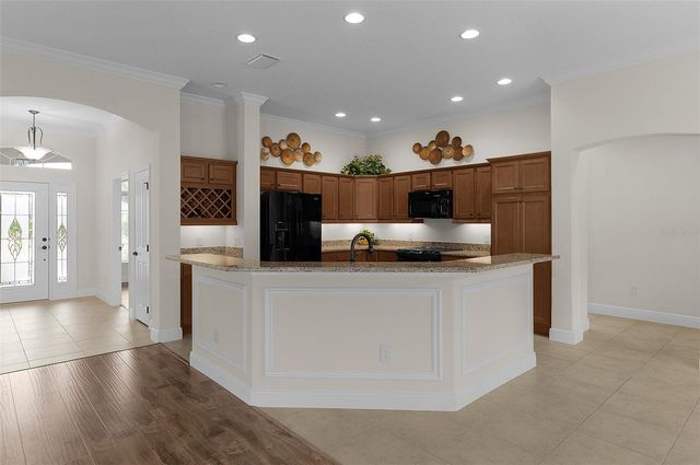 2028 GLENARDEN PATH, The Villages, FL 32163