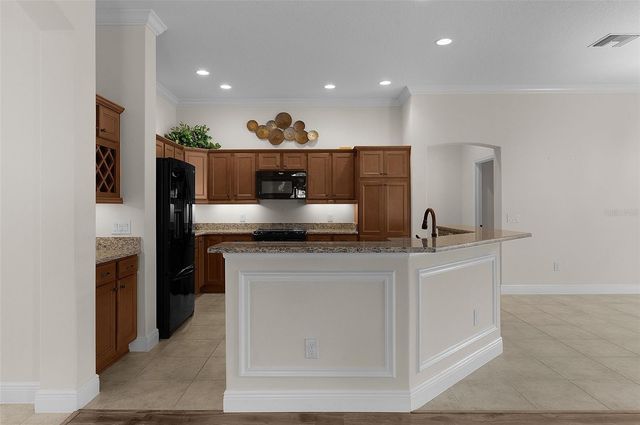 2028 GLENARDEN PATH, The Villages, FL 32163