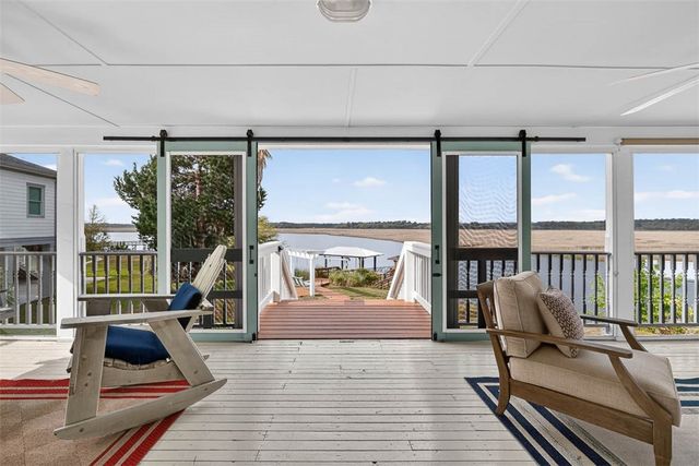 1034 NE Heron Place, Townsend, GA 31331