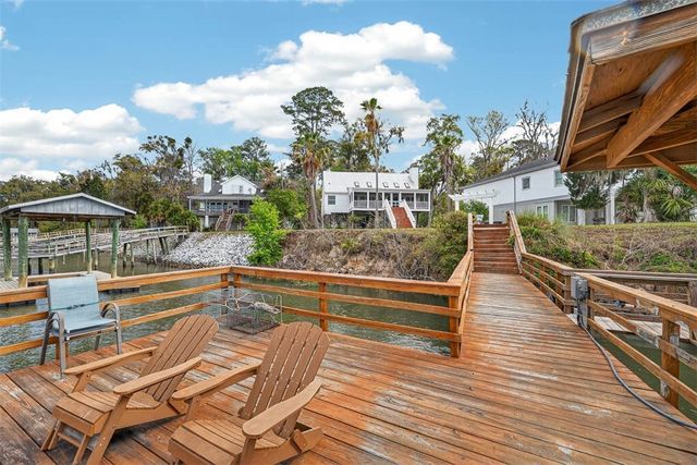 1034 NE Heron Place, Townsend, GA 31331