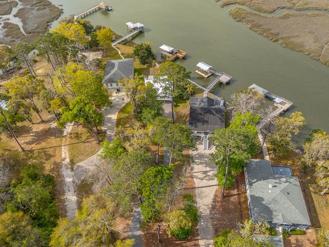 1034 NE Heron Place, Townsend, GA 31331