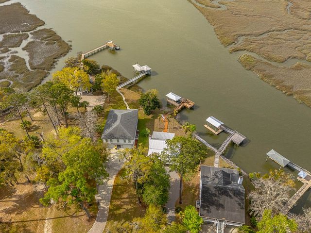 1034 NE Heron Place, Townsend, GA 31331