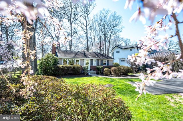 715 PARK ST SE, Vienna, VA 22180