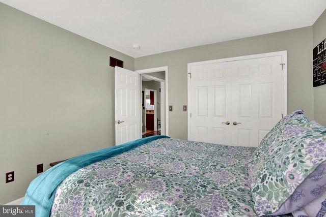 2031 LIBERTY DR., Mechanicsburg, PA 17055