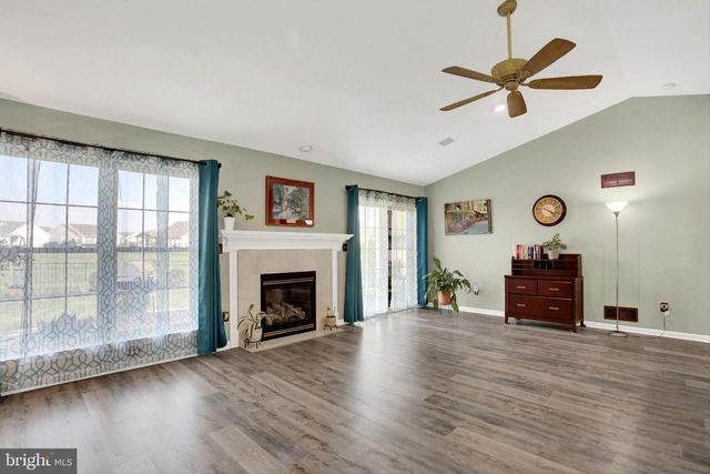 2031 LIBERTY DR., Mechanicsburg, PA 17055