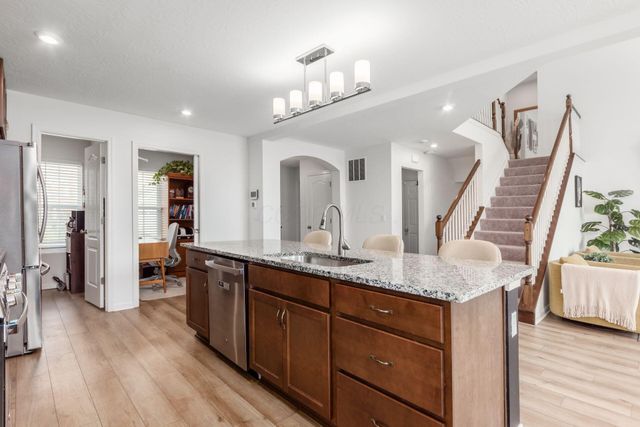6083 Lavender, Grove City, OH 43123