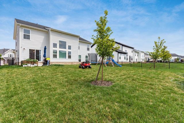 6083 Lavender, Grove City, OH 43123