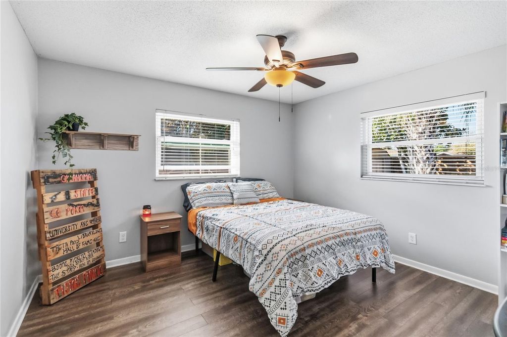 Image 24 of property listing at 1220 BONNIE LOU DRIVE, Orlando, FL 32809