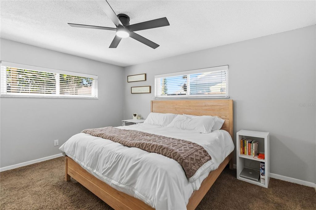 Image 33 of property listing at 1220 BONNIE LOU DRIVE, Orlando, FL 32809