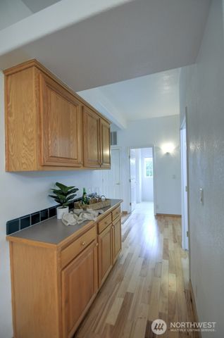 8045 18th Lane SE, Lacey, WA 98503