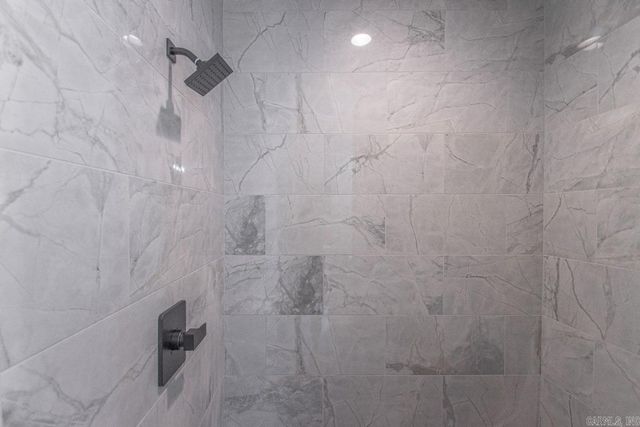 5 Lynwood Drive, Little Rock, AR 72206