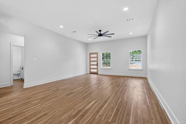 5 Lynwood Drive, Little Rock, AR 72206