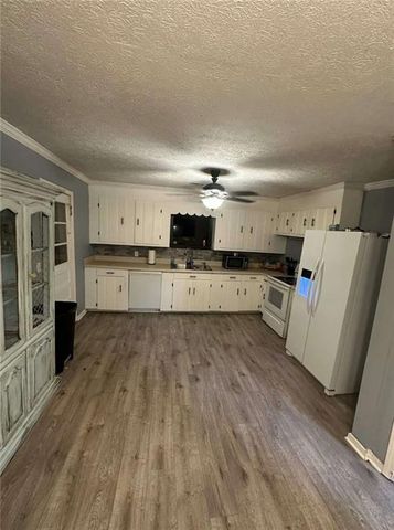 6 General Avenue, Rome, GA 30165