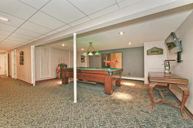 3 Pewter Place, Dix Hills, NY 11746