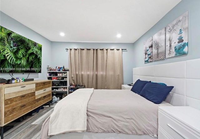 6125 W 20th Ave 302, Hialeah, FL 33012
