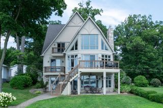 31161 County Line Road, Silver Creek Twp, MI 49047