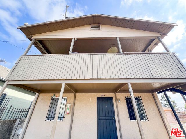 1005 W 95th Street, Los Angeles, CA 90044