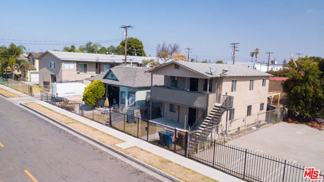 1005 W 95th Street, Los Angeles, CA 90044