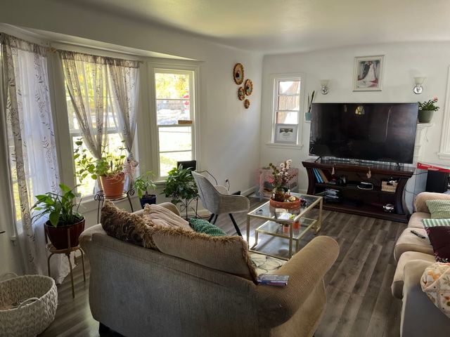 204 Willard Avenue, Rockford, IL 61101