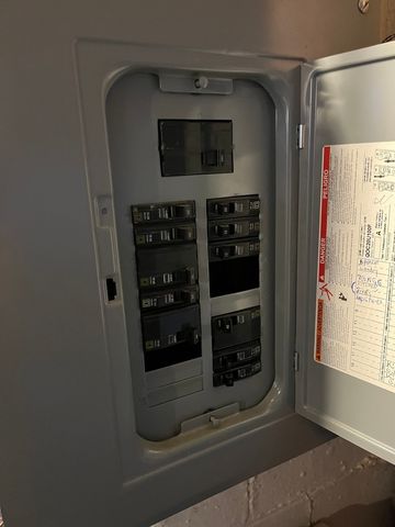 204 Willard Avenue, Rockford, IL 61101