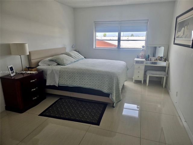5300 Washington Street U403, Hollywood, FL 33021