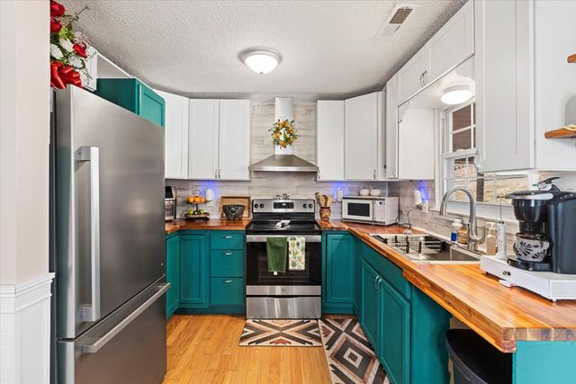 541 Deck Drive, Rocky Face, GA 30740