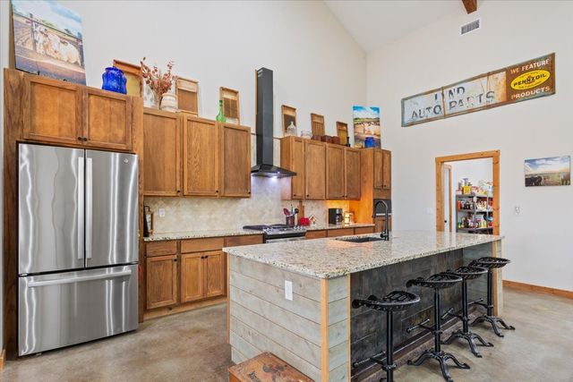 490 Old Mart Lake Road, Mart, TX 76664