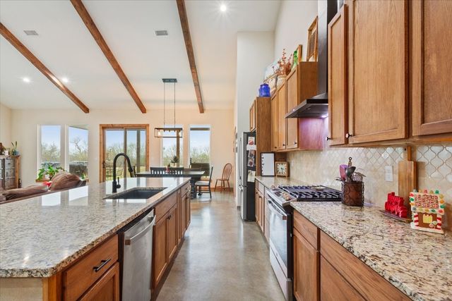 490 Old Mart Lake Road, Mart, TX 76664