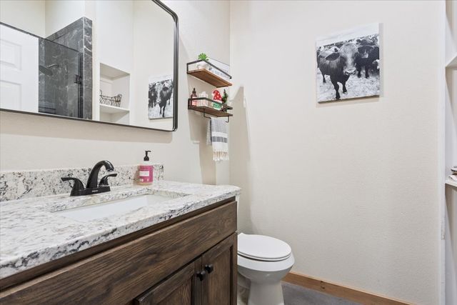 490 Old Mart Lake Road, Mart, TX 76664