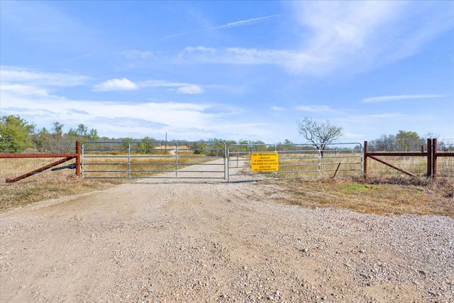 490 Old Mart Lake Road, Mart, TX 76664