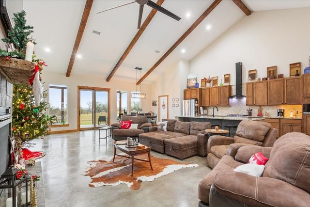 490 Old Mart Lake Road, Mart, TX 76664