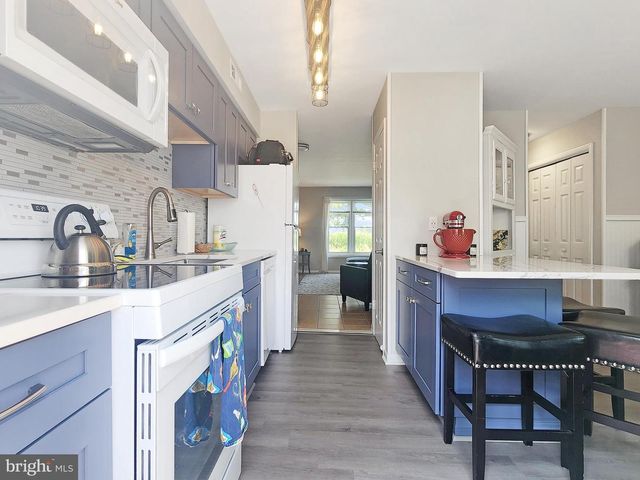 7207 BUNTING RD, Chincoteague Island, VA 23336