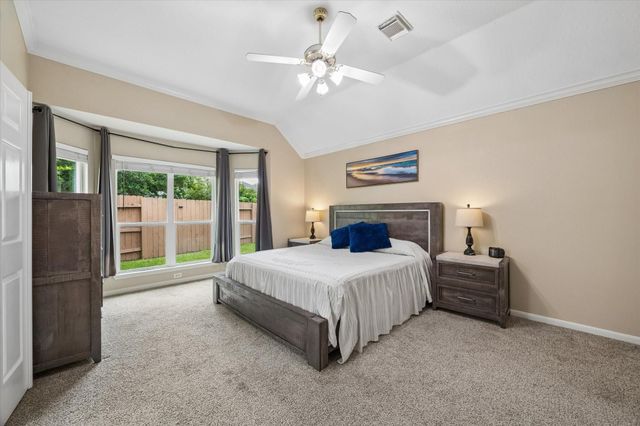 3306 Stonehurst Court, Pearland, TX 77584