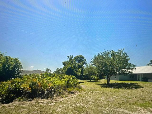 845 Cervantes Street E, Lehigh Acres, FL 33974