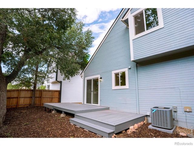 1009 Townley Circle, Longmont, CO 80501