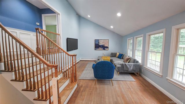 115 Park Lane, West Harrison, NY 10604