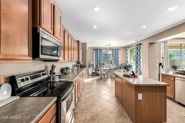 14317 W LISBON Lane, Surprise, AZ 85379