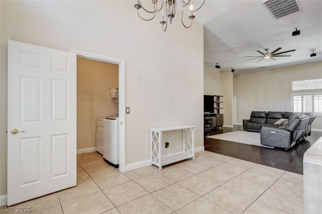6000 Cabo San Lucas Avenue, Las Vegas, NV 89131