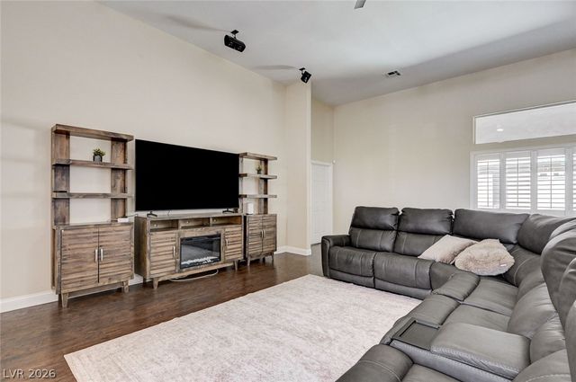 6000 Cabo San Lucas Avenue, Las Vegas, NV 89131