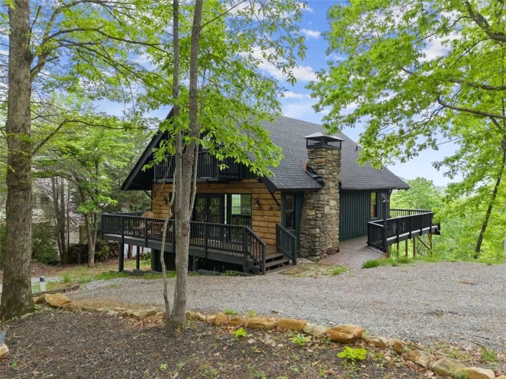 213 Matterhorn Drive, Sautee Nacoochee, GA 30571
