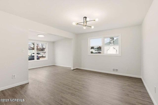 28 Brandies Road, Toms River, NJ 08757
